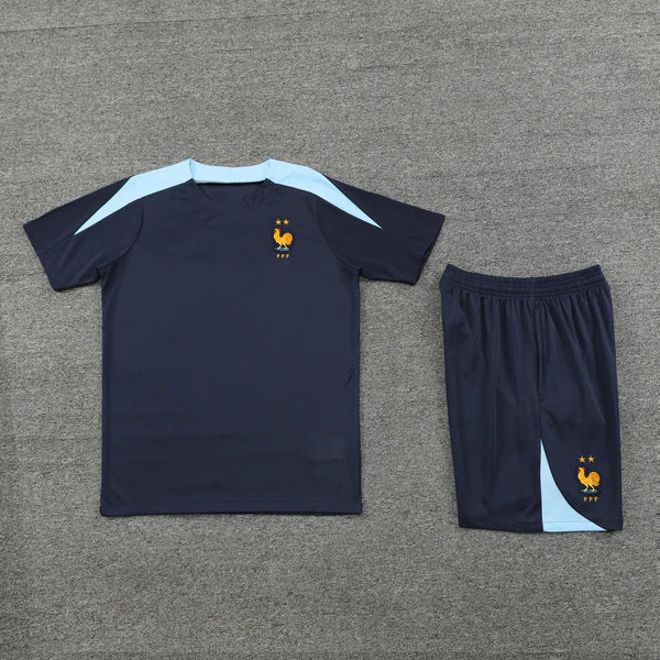 Kit Entraînement Adulte France 24/25